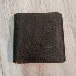 Louis Vuitton Monogram Canvas Leather Bifold Wallet